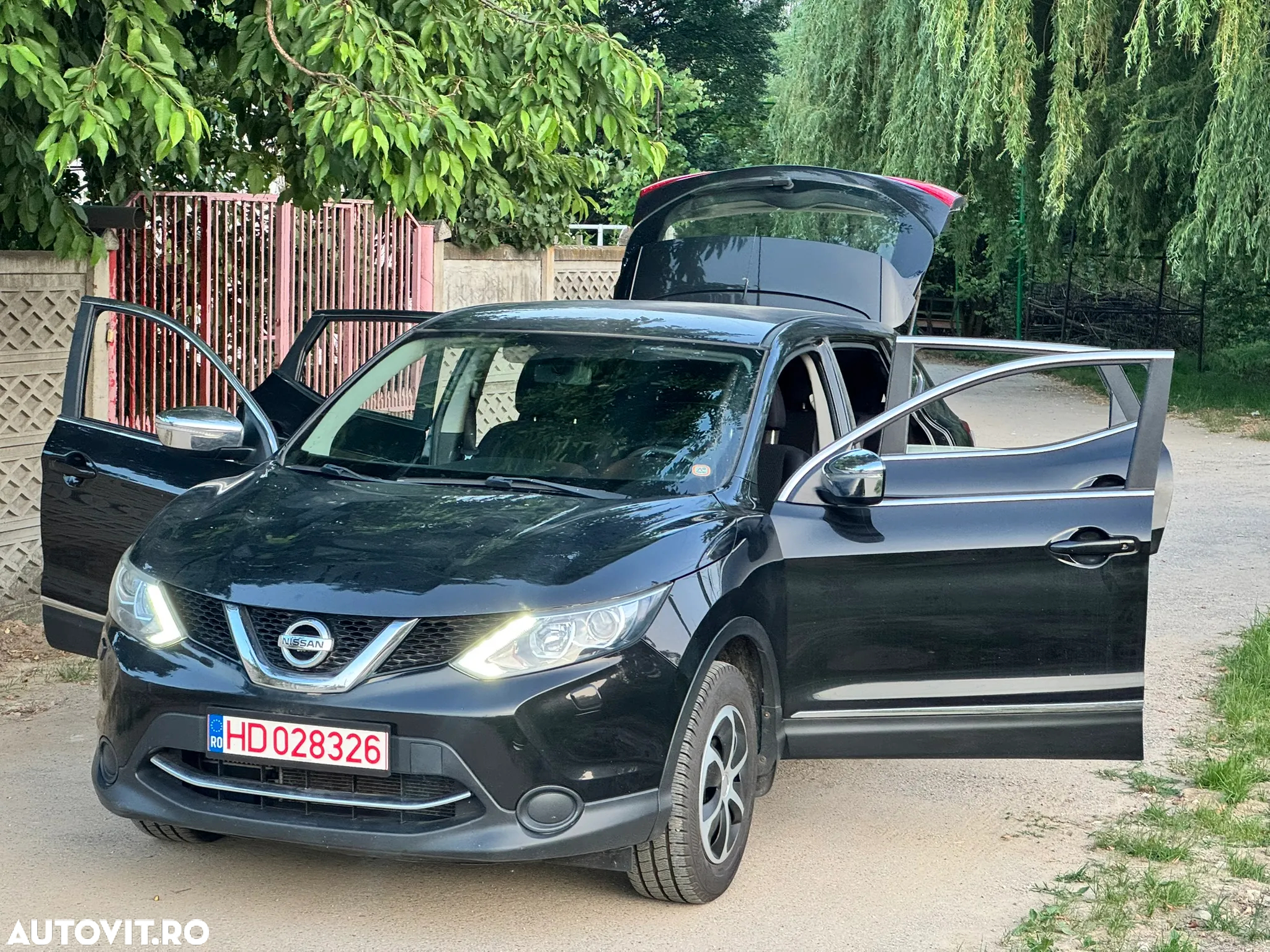 Nissan Qashqai 1.2 DIG-T ACENTA - 6