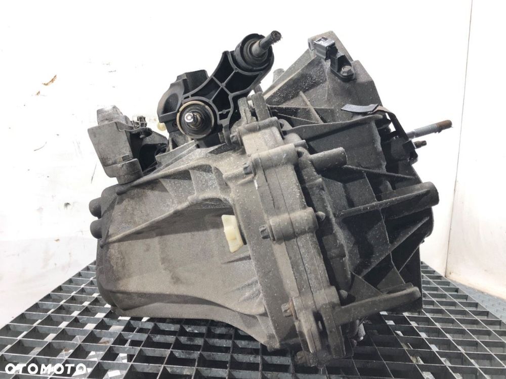 SKRZYNIA BIEGÓW  RENAULT MEGANE III Hatchback Van (BZ_) 2008 - 2015 1.5 dCi (BZ0D, BZ1G, BZ1F, - 4