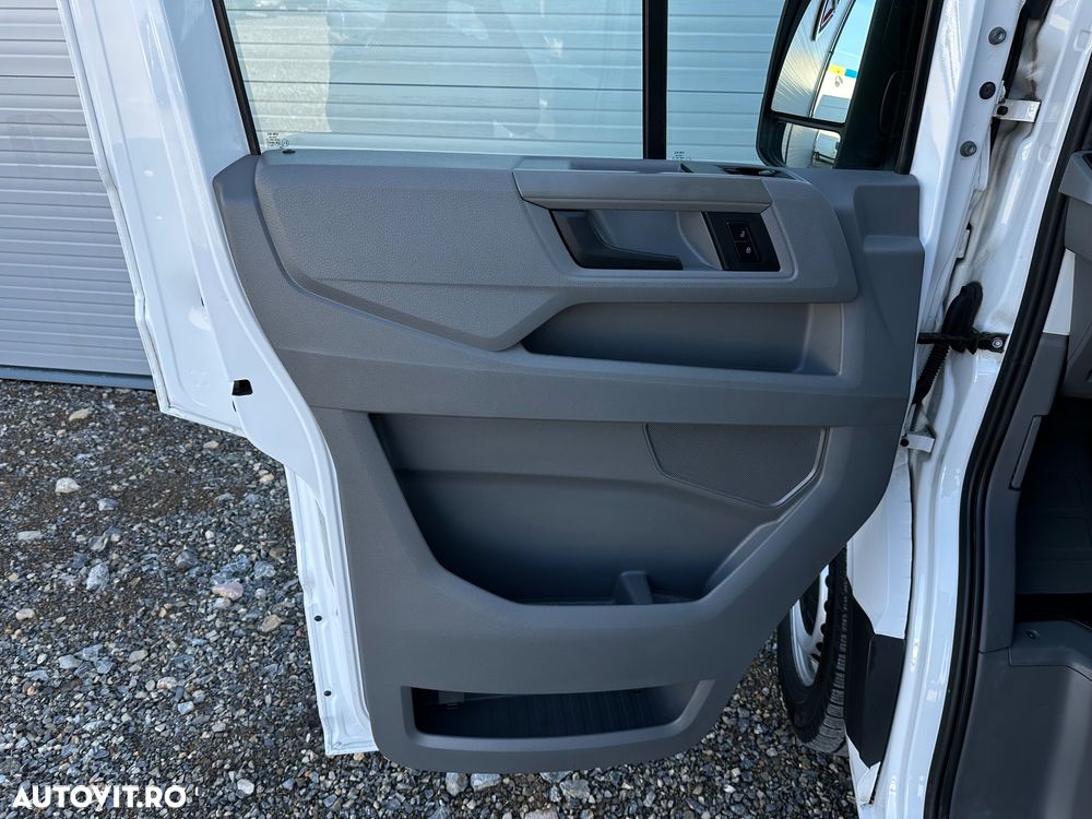 Volkswagen Crafter - 9