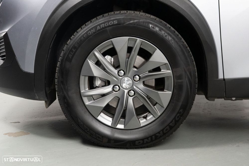 Peugeot 2008 1.2 PureTech Active Pack - 19