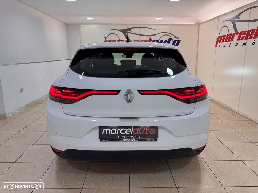 Renault Mégane 1.5 Blue dCi Intens - 7
