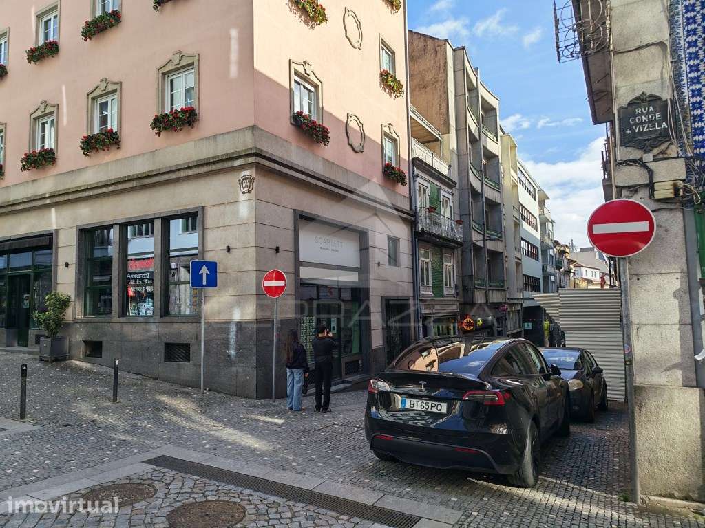 Apartamentos T1 aos Aliados - Porto - Grande imagem: 4/12