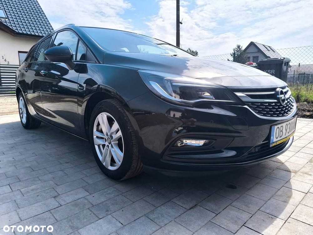 Opel Astra 1.6 CDTI Dynamic S&S - 10