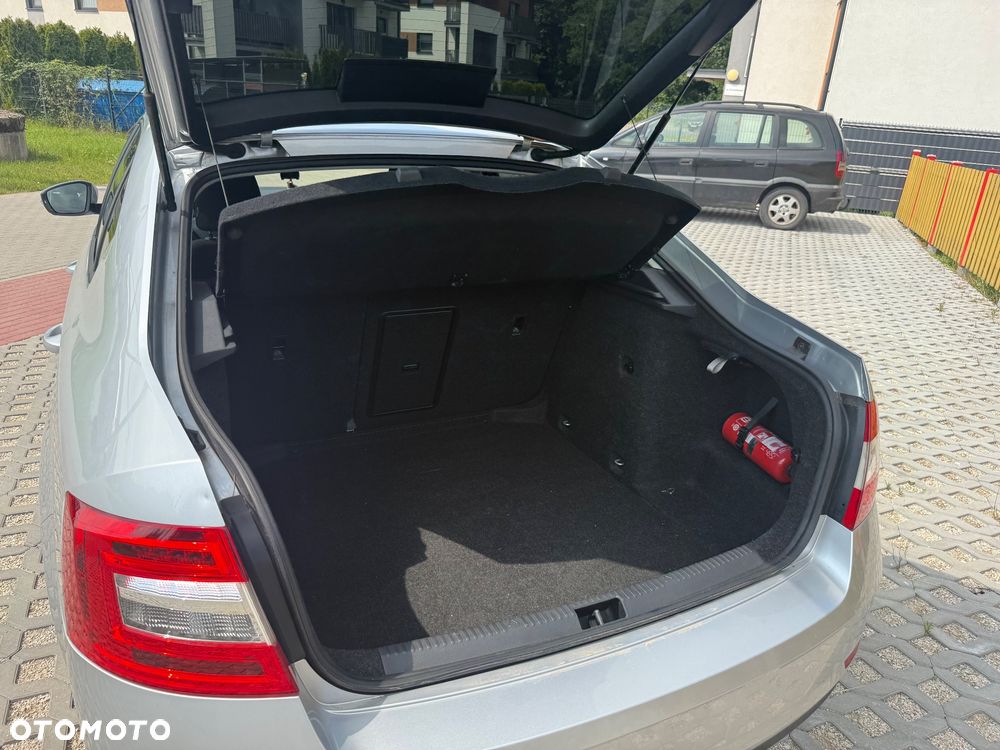 Skoda Octavia 1.6 TDI Ambition - 6