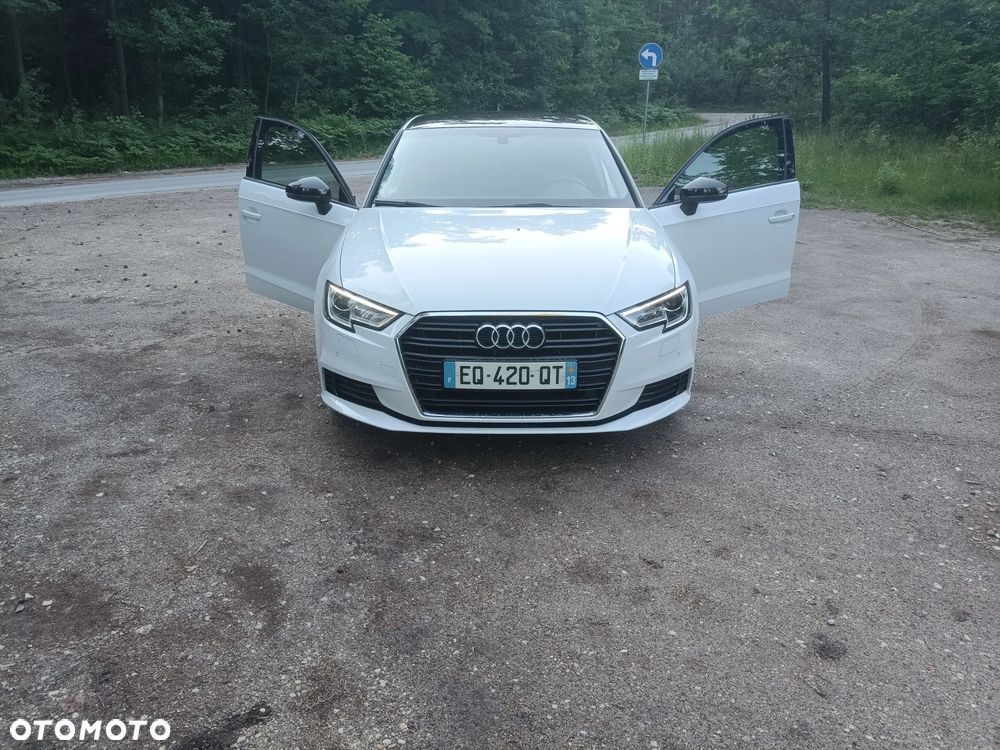 Audi A3 Sportback - 1