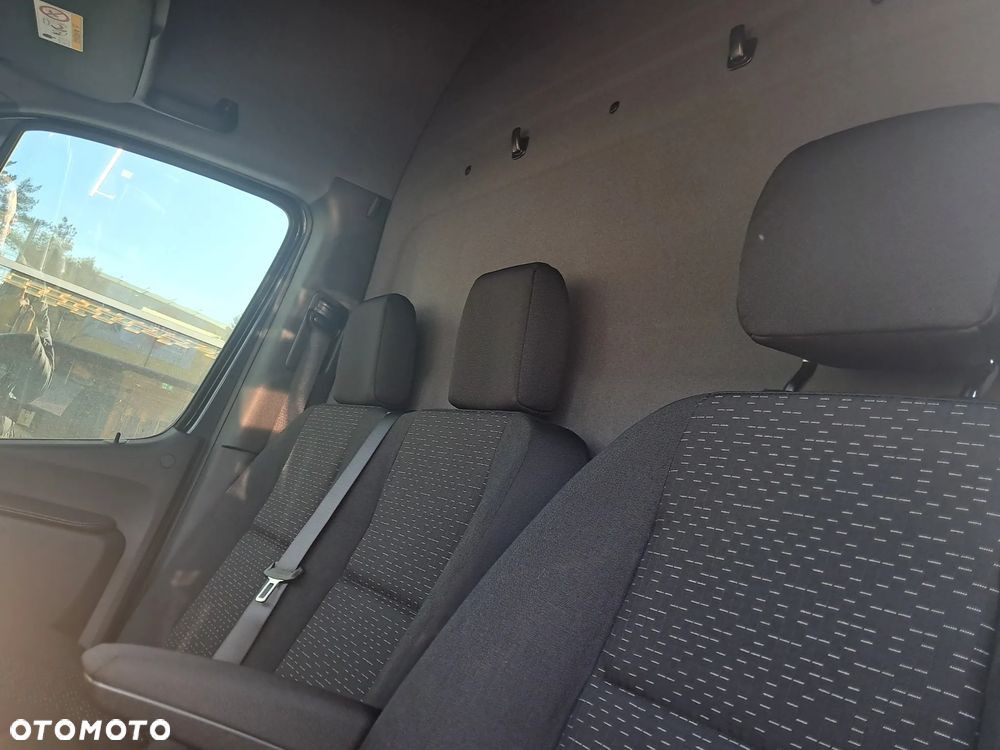 Mercedes-Benz Sprinter 319 CDI Furgon SELECT długi - 11