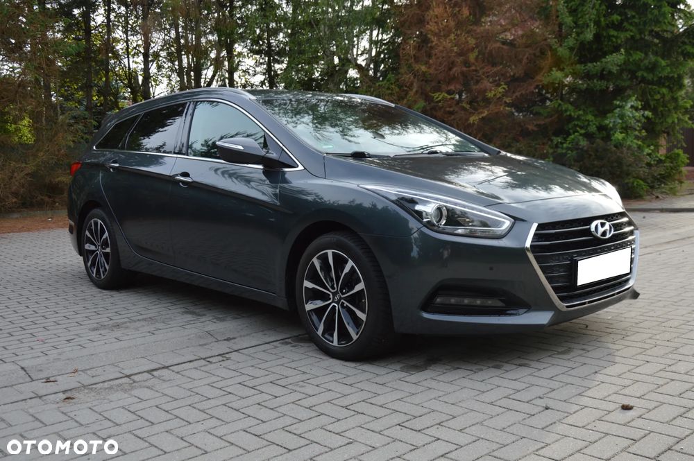Hyundai i40 Kombi 1.7 CRDi DCT Premium - 8