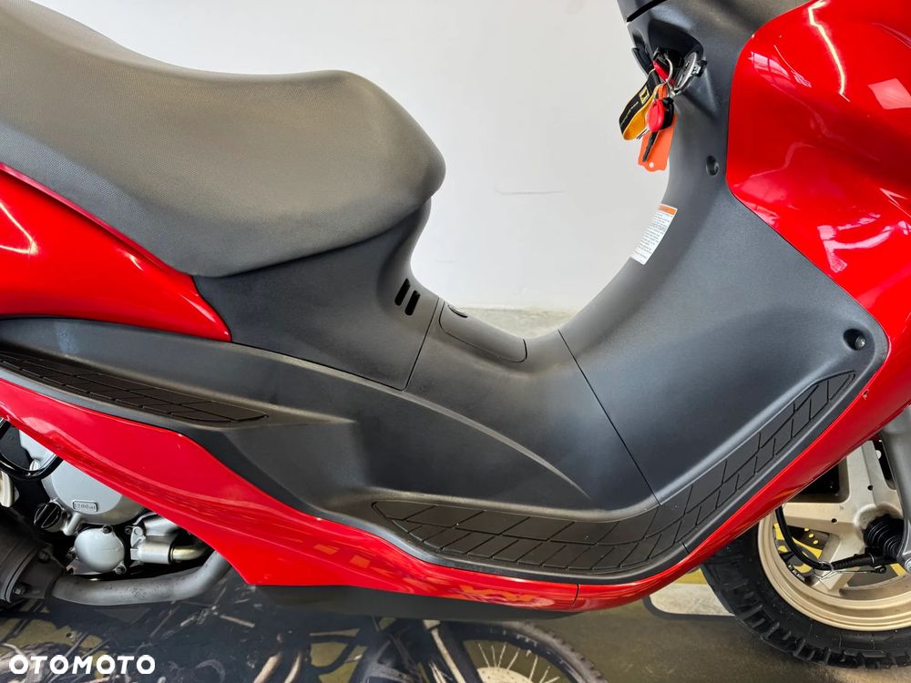Suzuki Inny - 14