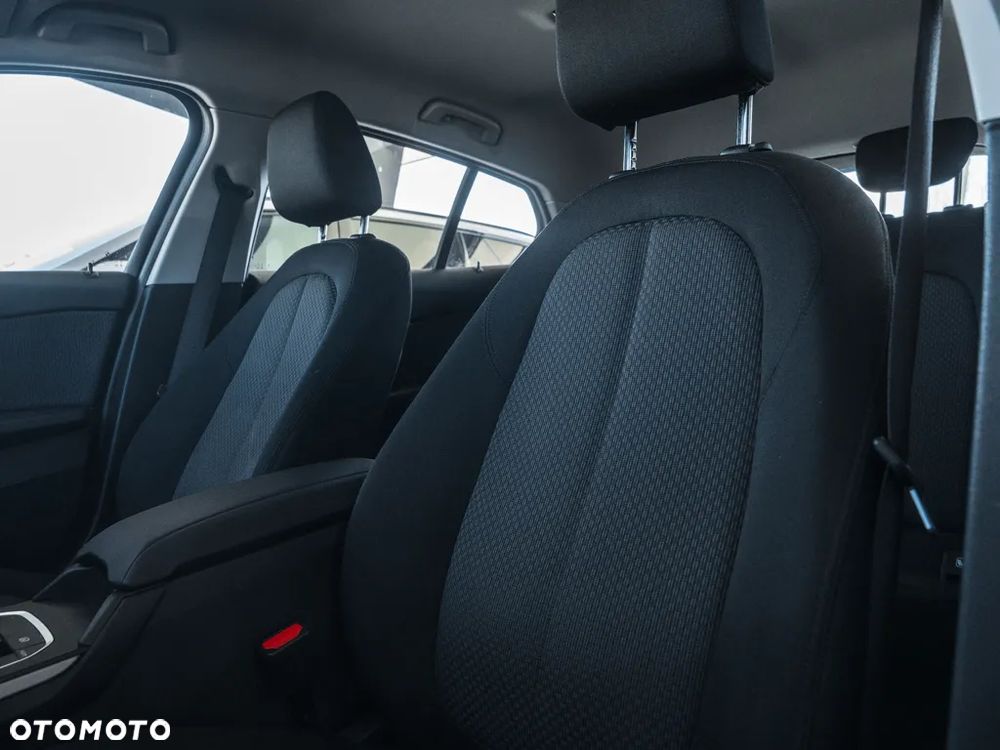 BMW Seria 1 118i Advantage - 12