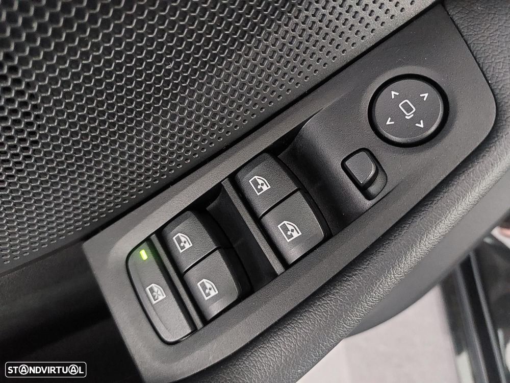 BMW 116 d Corporate Edition Auto - 16