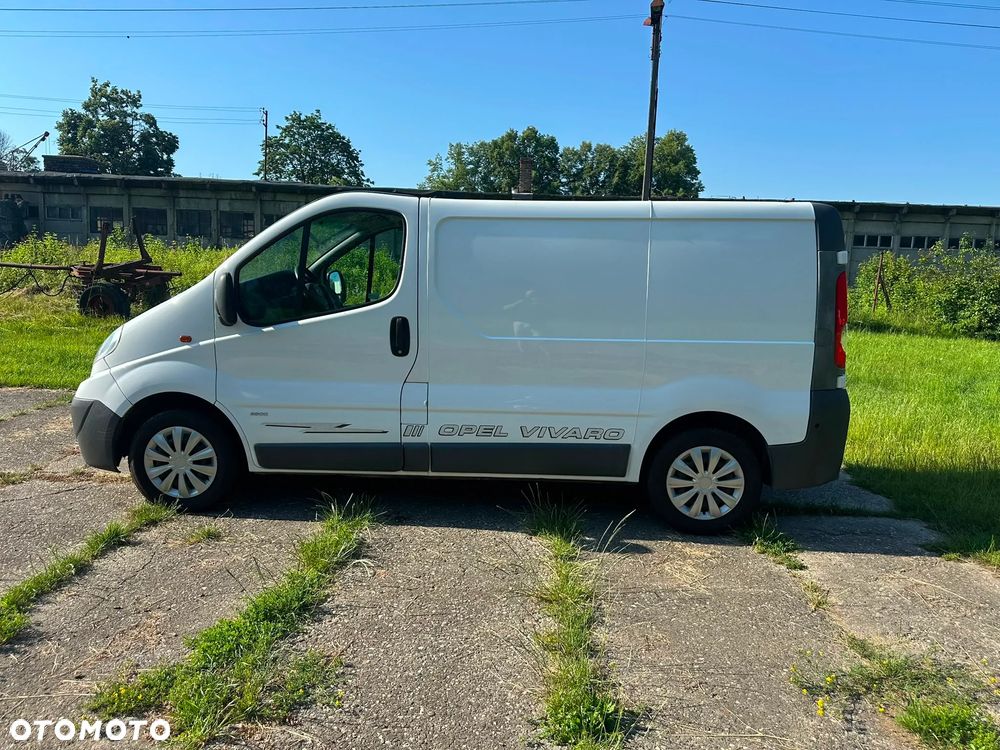 Opel Vivaro 2.5 diesel 145kM 2008 rok, automat, HAK, orginalny przebieg! BEZWYPADKOWY - 5