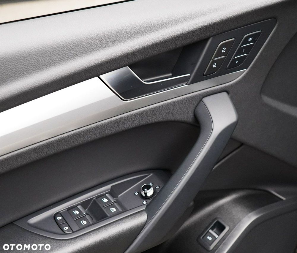 Audi Q5 Sportback - 25