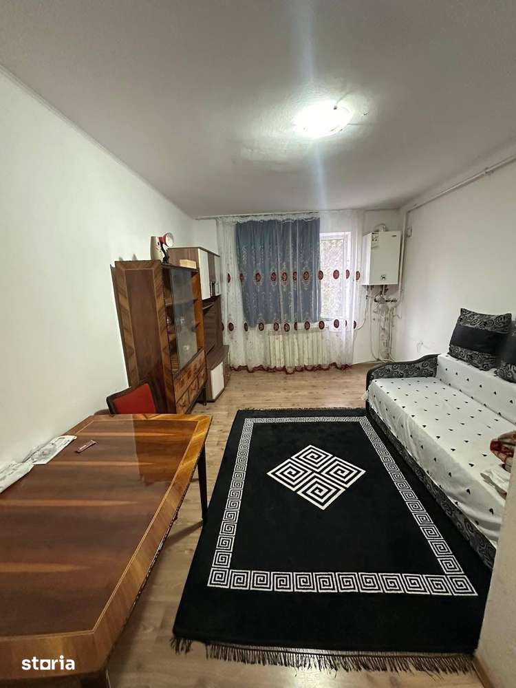 De vanzare garsoniera, mobilata și utilata, etajul 1,zona Scolii nr. 8 - Imagine principală: 2/6