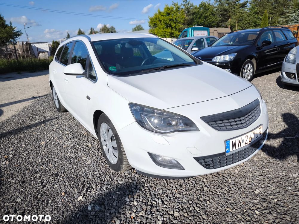 Opel Astra 1.6 T Cosmo - 3