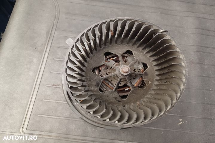 Ventilator aeroterma 3C1820015J 3C1820015J Skoda Octavia 2 [facelift] - 3