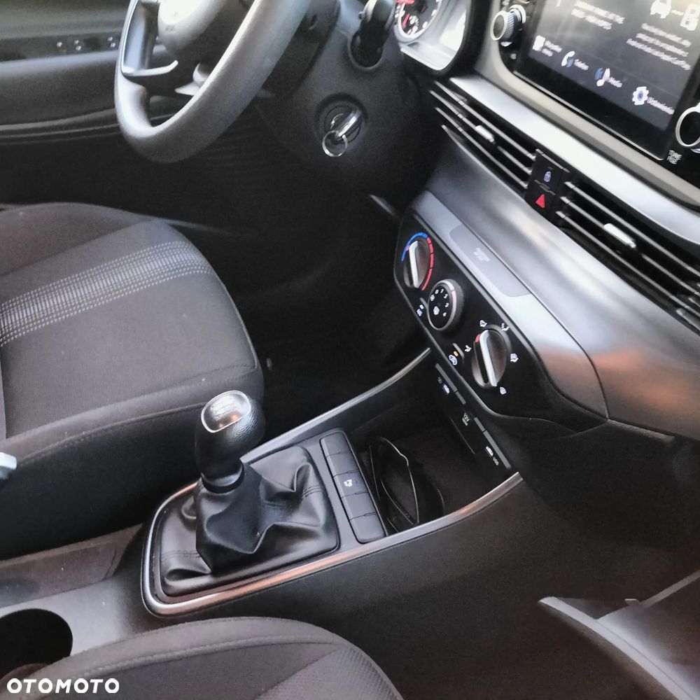Hyundai i20 1.2 Pure - 23