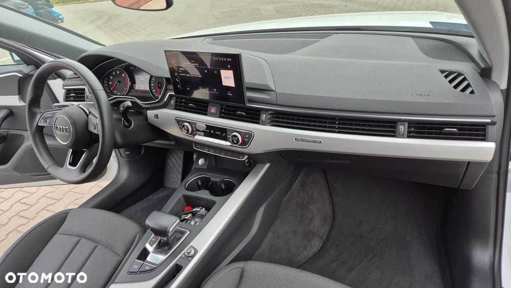 Audi A4 - 8