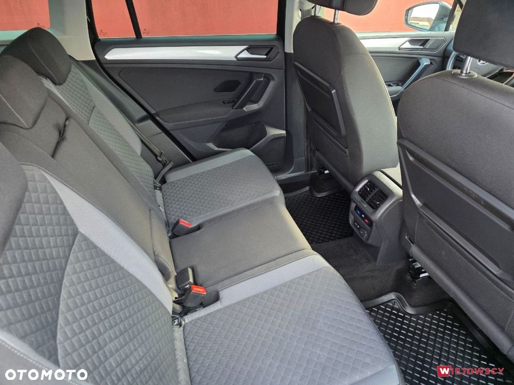 Volkswagen Tiguan - 18