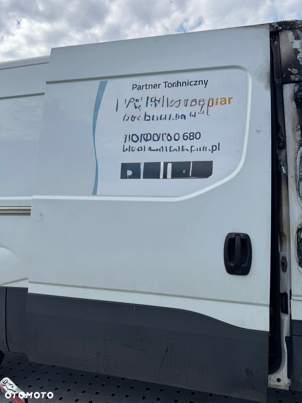 Drzwi boczne przesuwne Iveco daily 14-25r