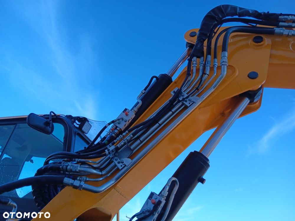 JCB 110W - 8