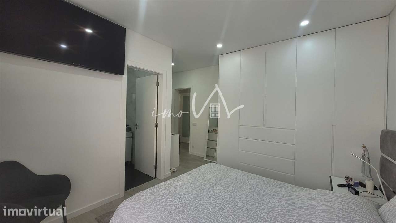Apartamento T3 junto à praia - Grande imagem: 3/32