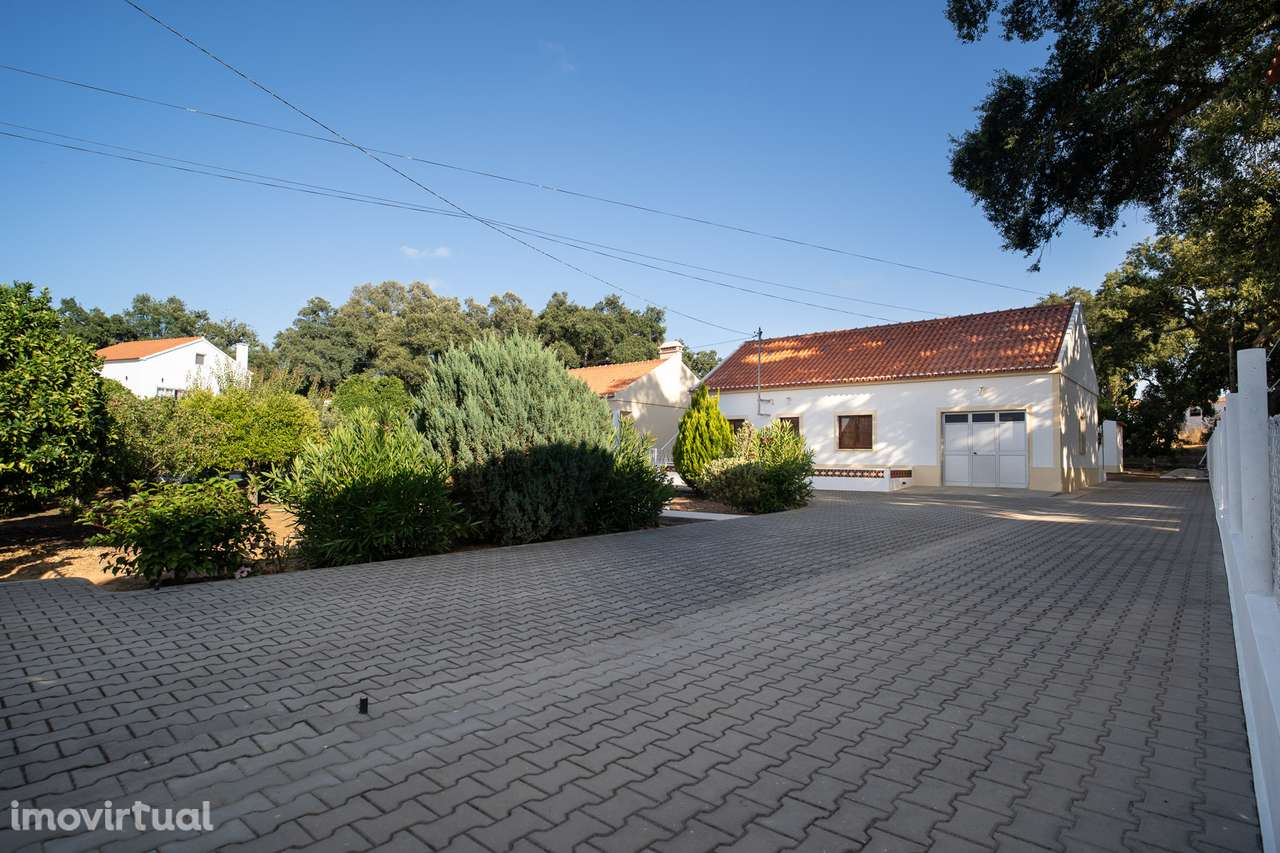 Oportunidade única Vale Verde, Terreno c/ 2 moradias a 10m das praias! - Grande imagem: 5/53