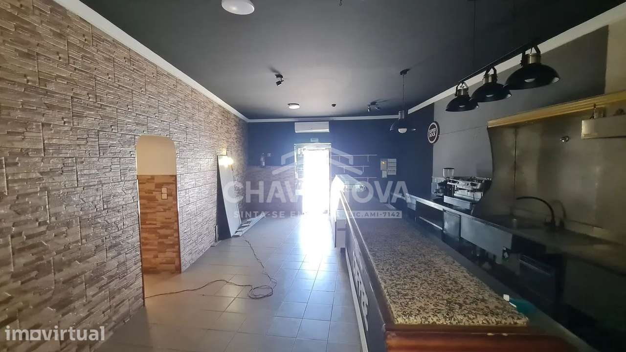 Café  / Snack Bar à Venda, a 2km da Praia da Madalena - Grande imagem: 4/17