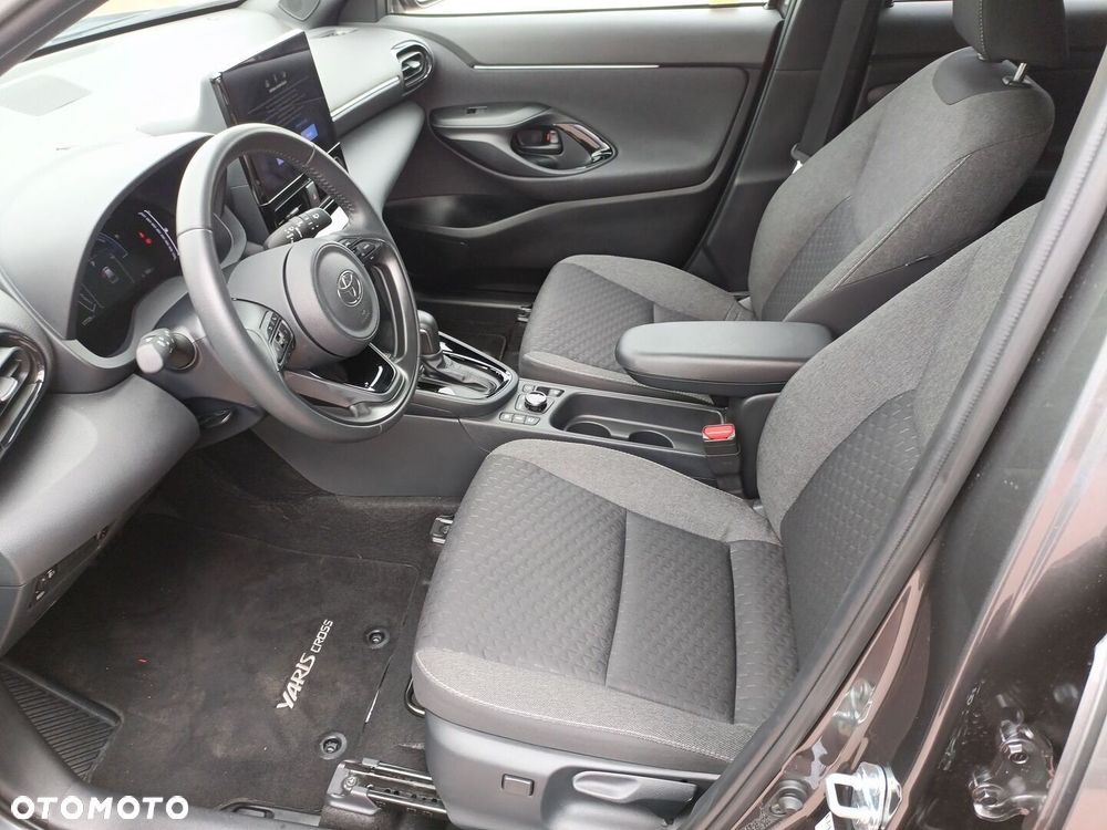Toyota Yaris Cross Hybrid 1.5 Style AWD - 13