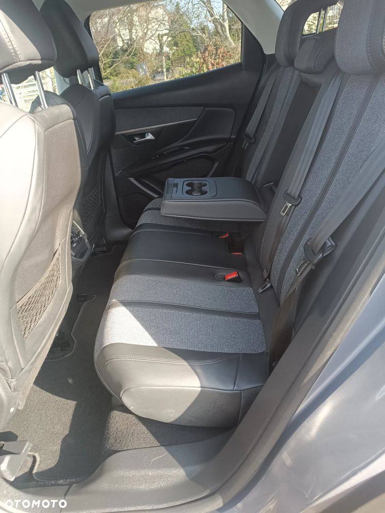 Peugeot 3008 - 29