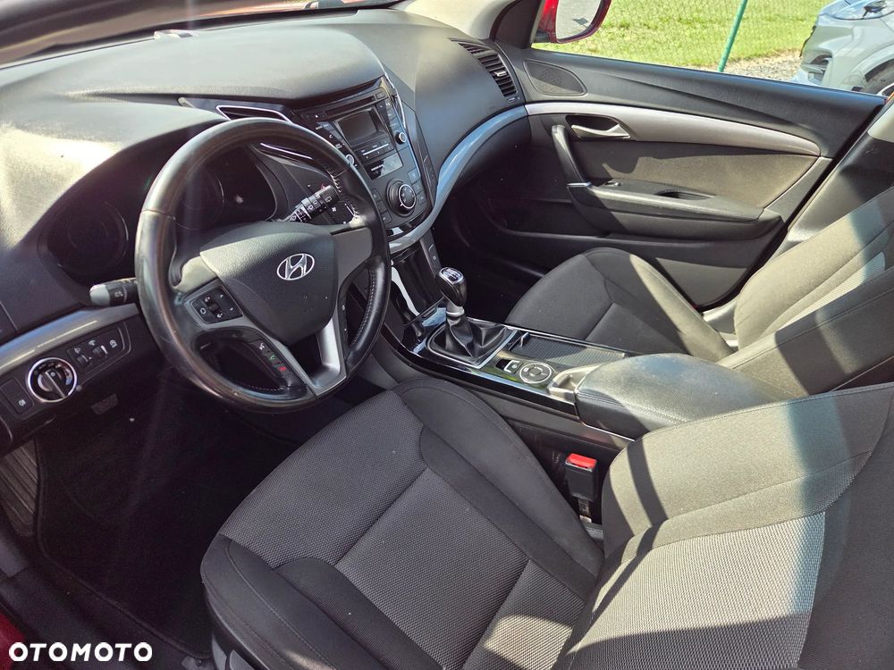 Hyundai i40 1.7 CRDi Comfort + - 9