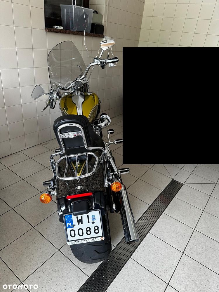 Harley-Davidson Softail Breakout - 5