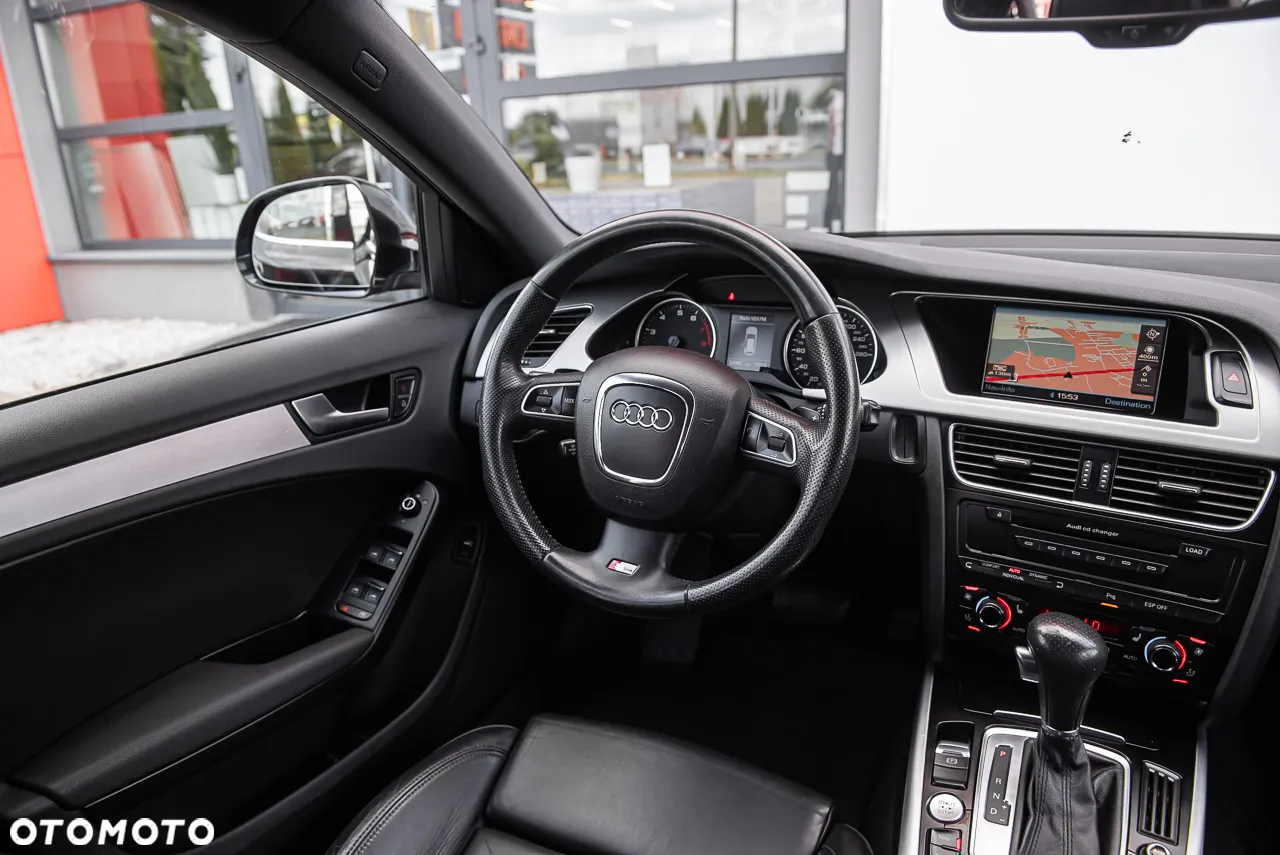 Audi A4 Avant - 29