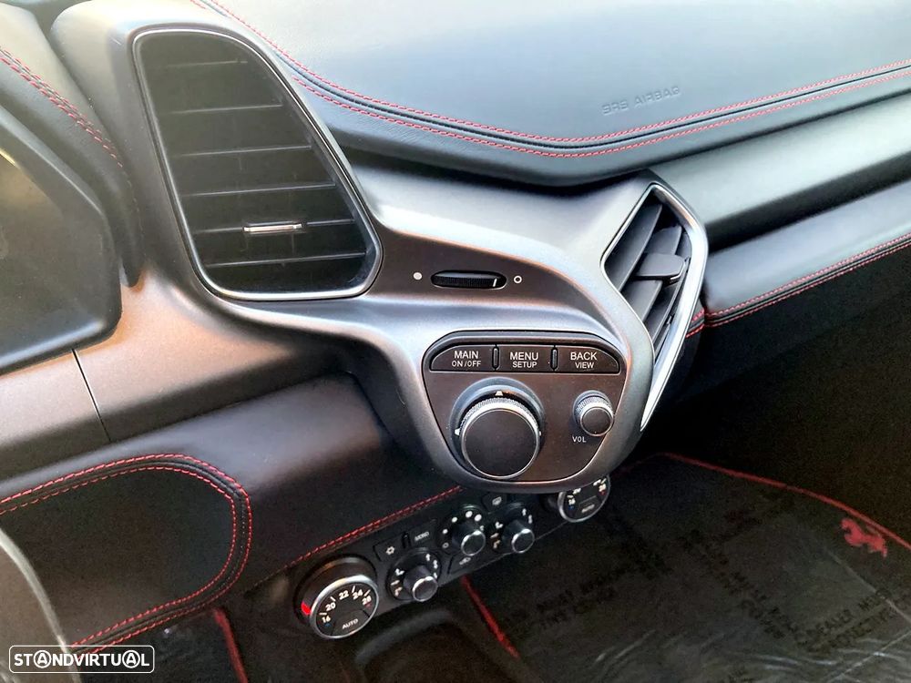 Ferrari 458 Italia - 15