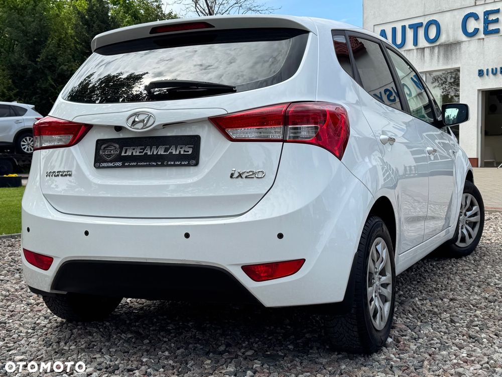 Hyundai ix20 - 12