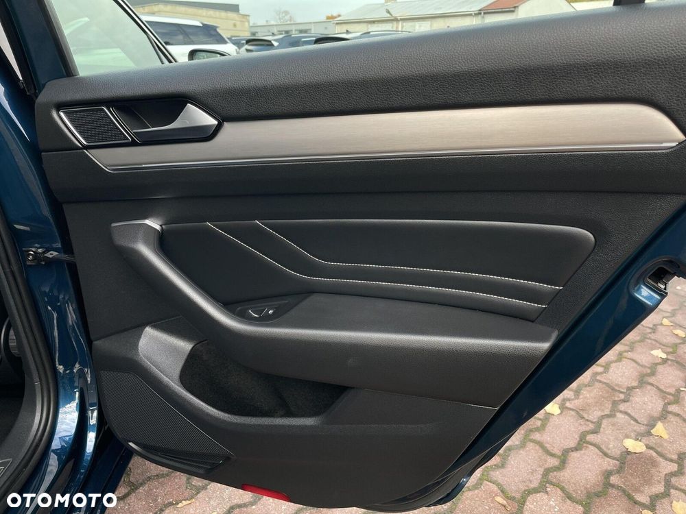 Volkswagen Passat 2.0 TSI 4Mot Elegance DSG - 27