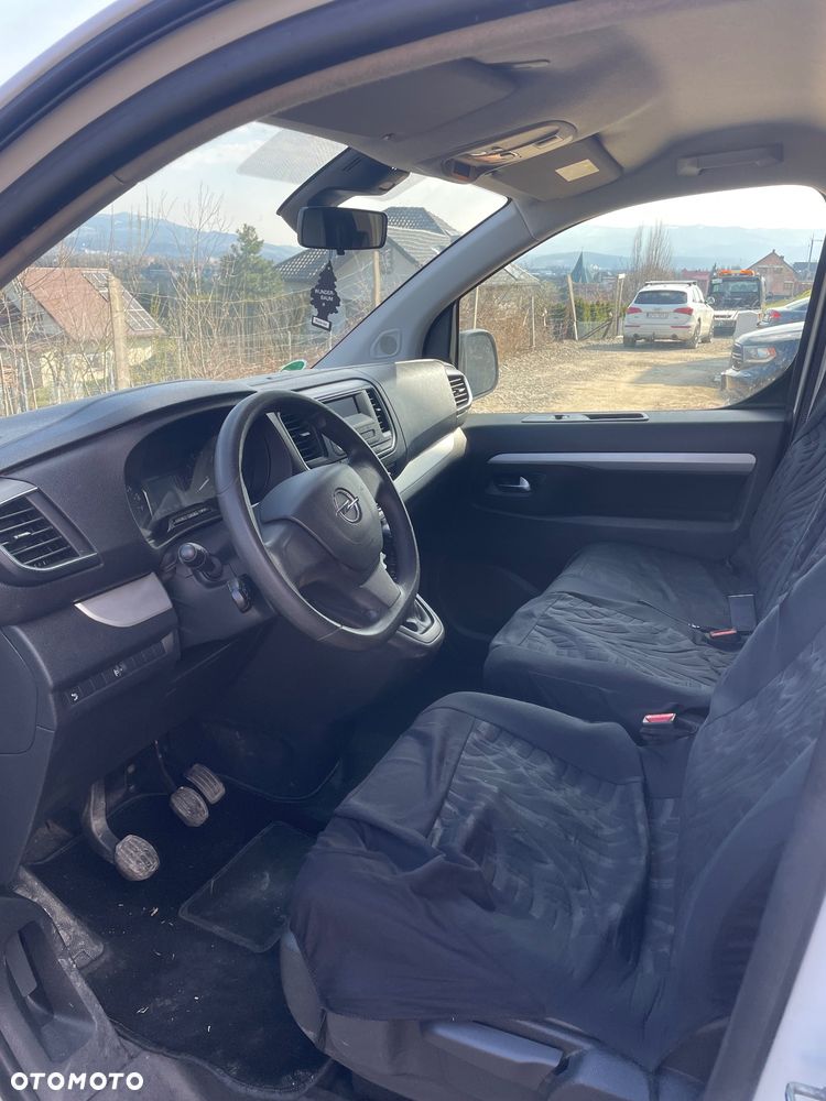 Opel Vivaro - 9