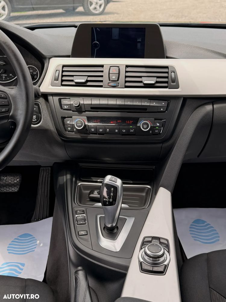 BMW Seria 3 318d Aut. - 9