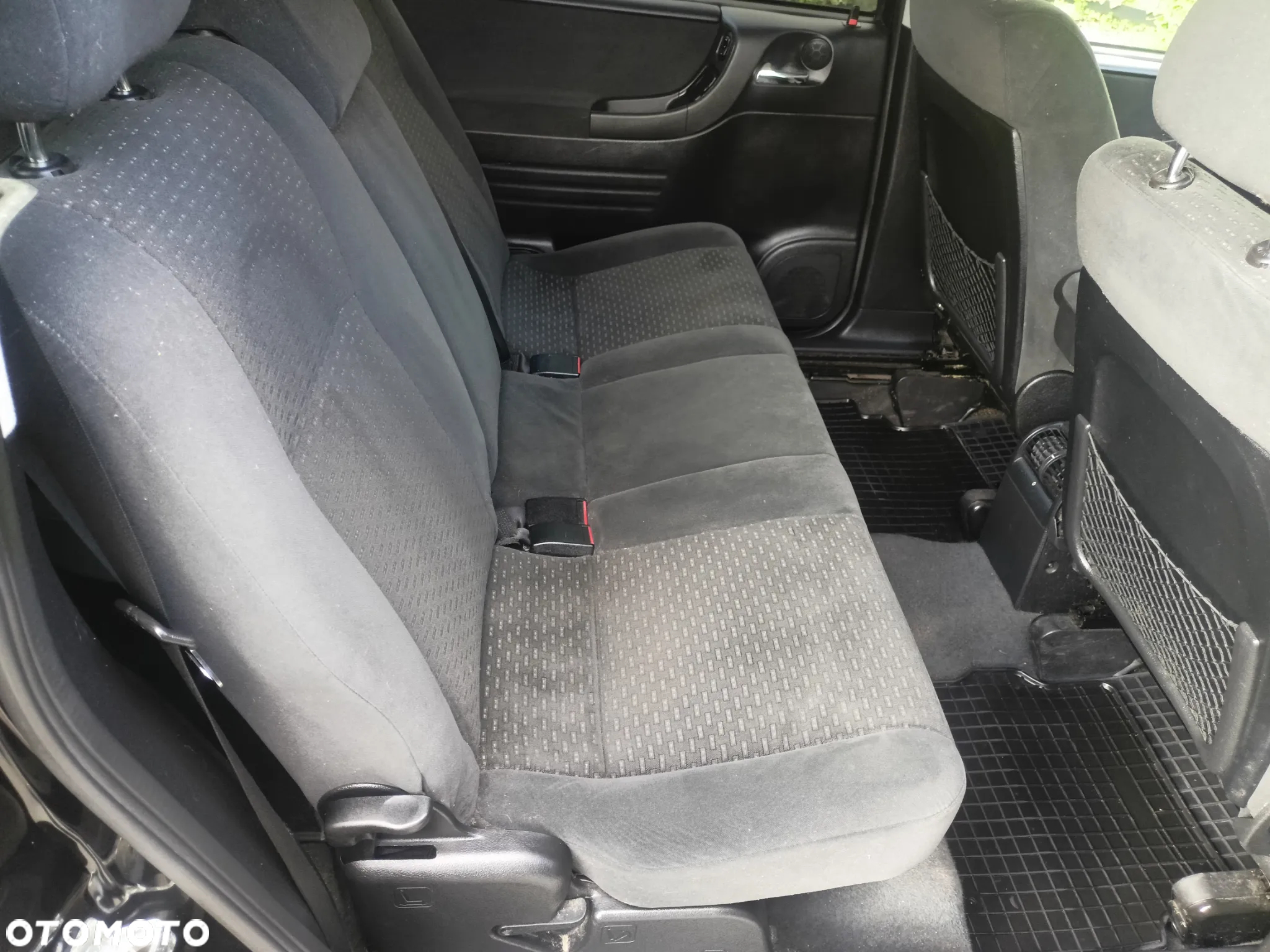 Opel Zafira 1.8 Executive - 12