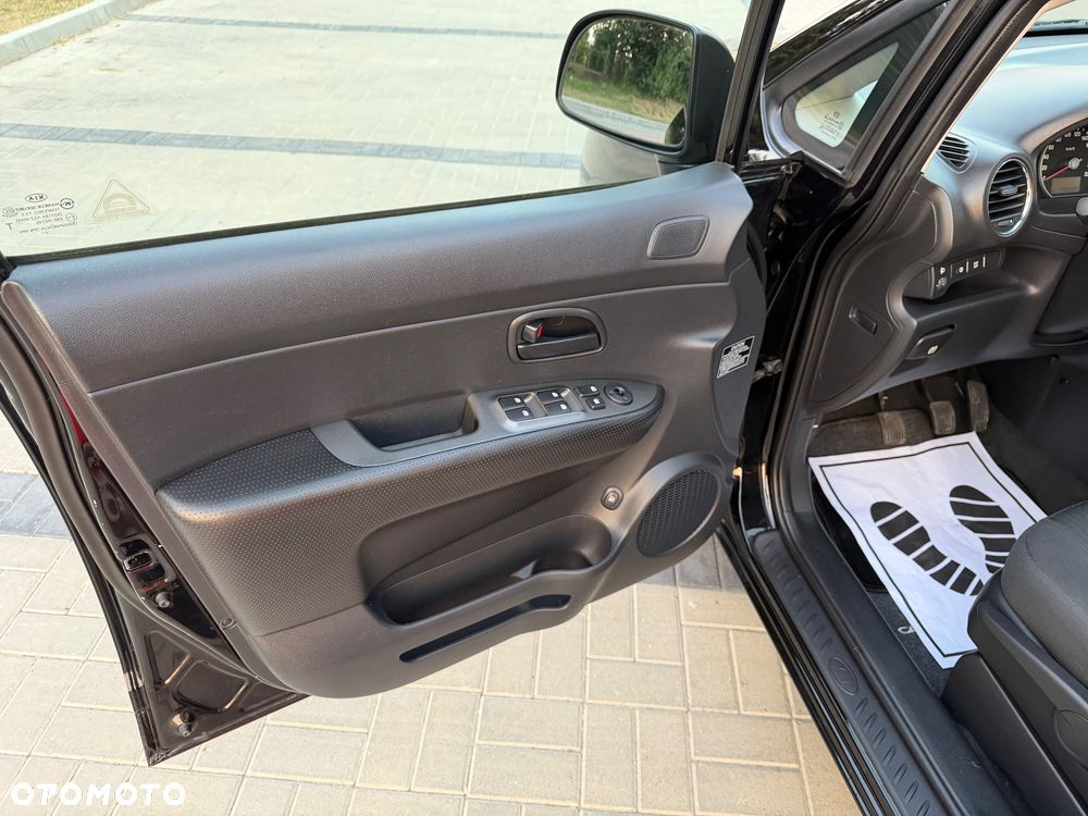 Kia Carens 1.6 CRDi Vision - 7