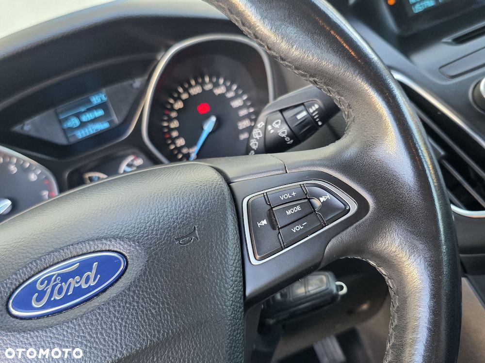 Ford Focus 1.0 EcoBoost Edition - 19