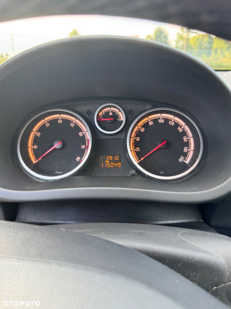 Opel Corsa - 11