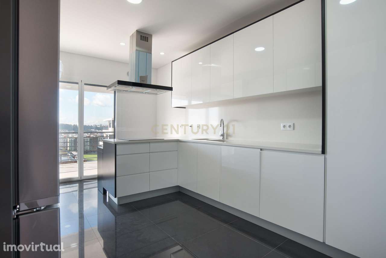 Penthouse T3+1 | Colinas do Cruzeiro | Odivelas - Grande imagem: 2/44