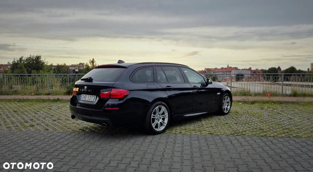 BMW Seria 5 535d xDrive - 22
