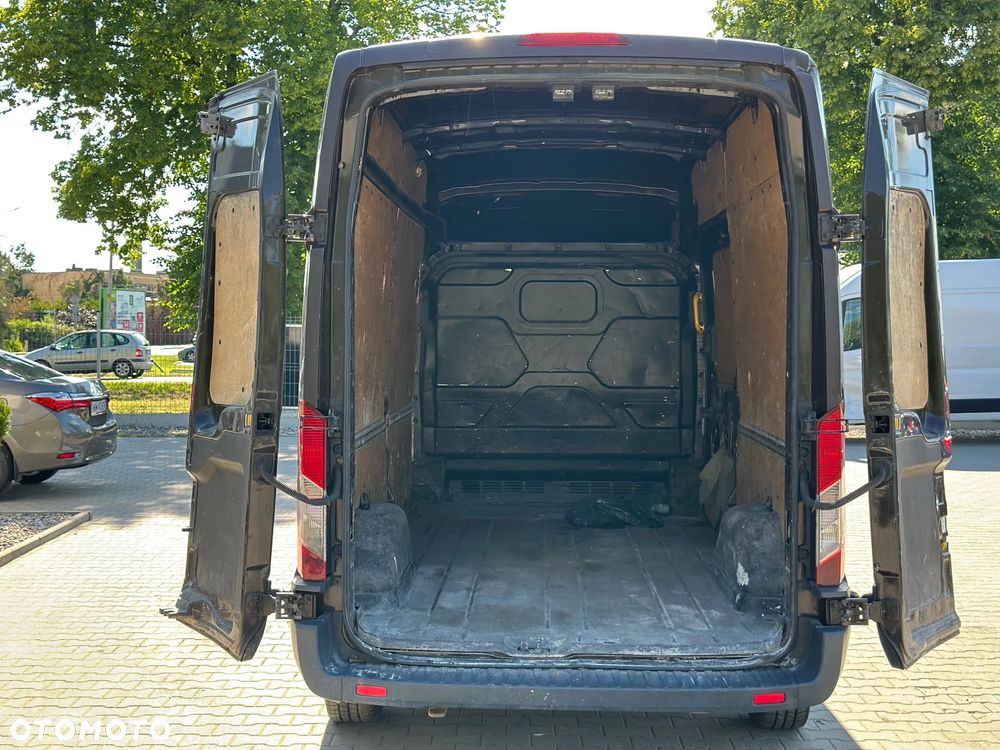 Ford Transit - 9