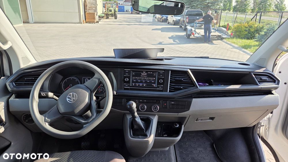 Volkswagen Transporter - 13