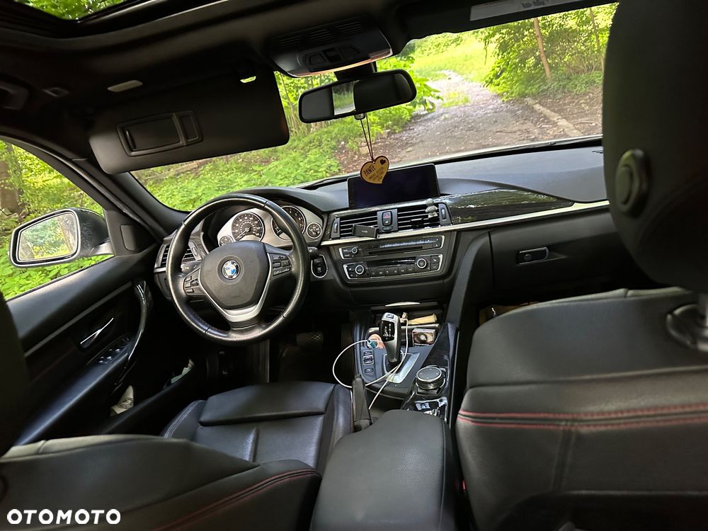 BMW Seria 3 - 24