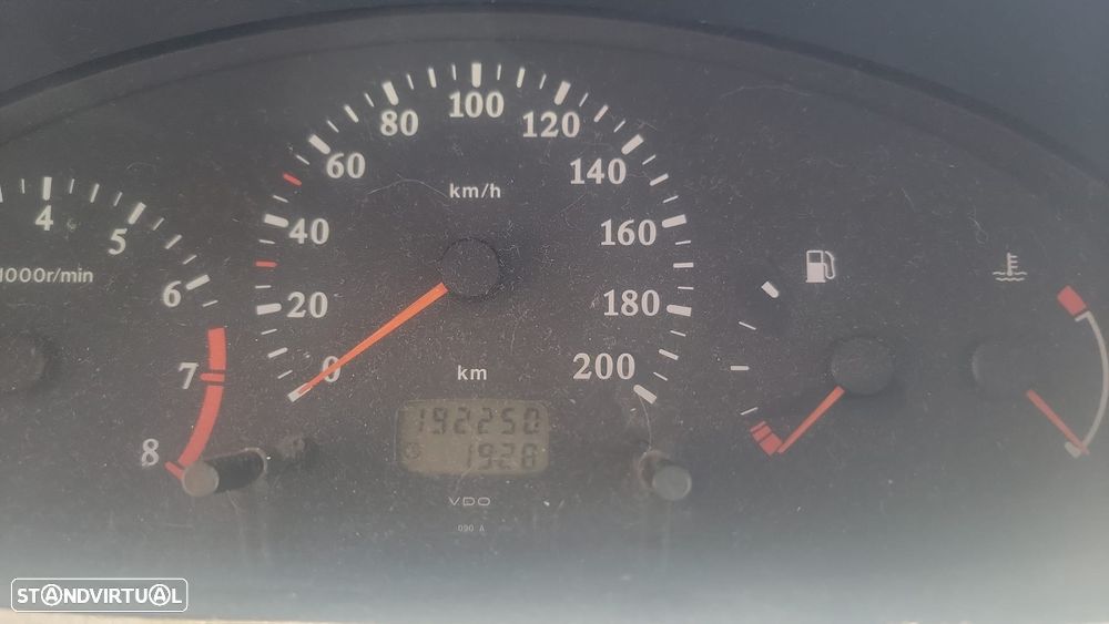 Nissan Micra 1.0 LX - 6