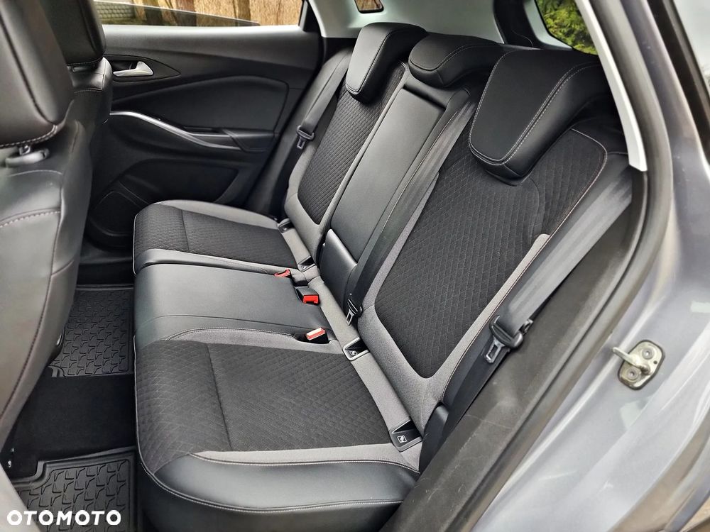 Opel Grandland X 1.2 Start/Stop Automatik Business Elegance - 20