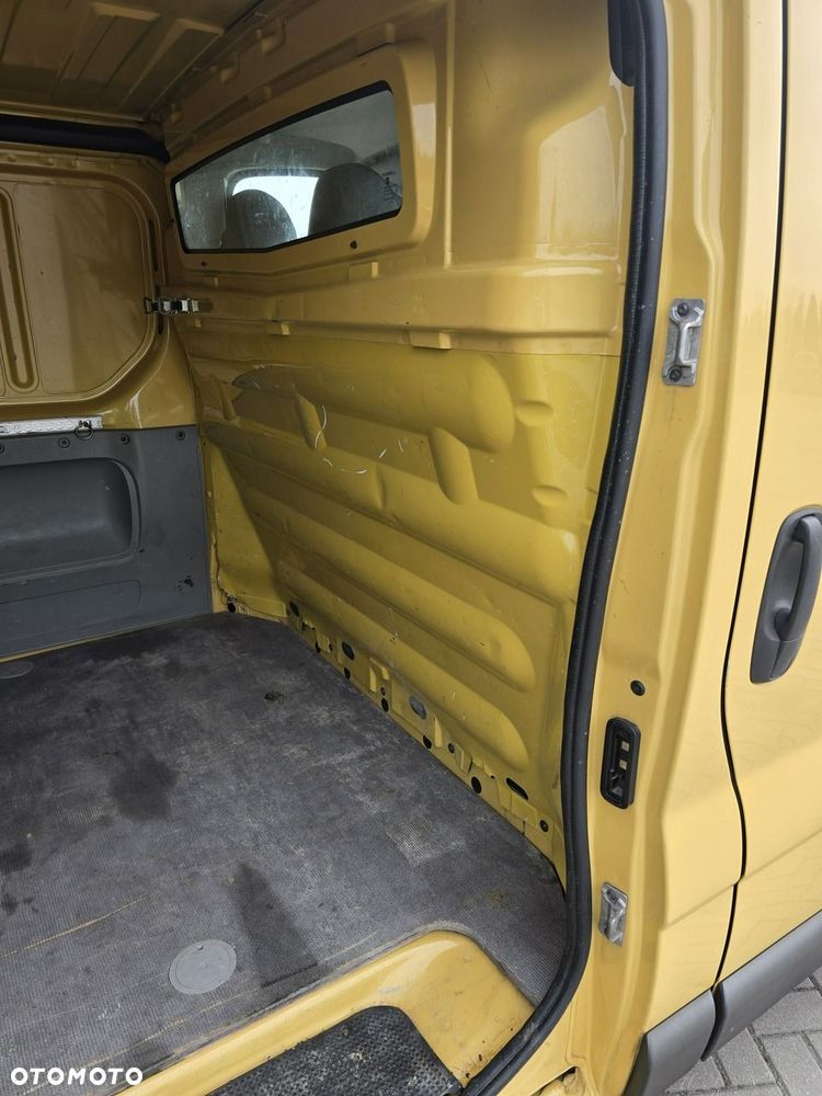 Opel Vivaro - 19