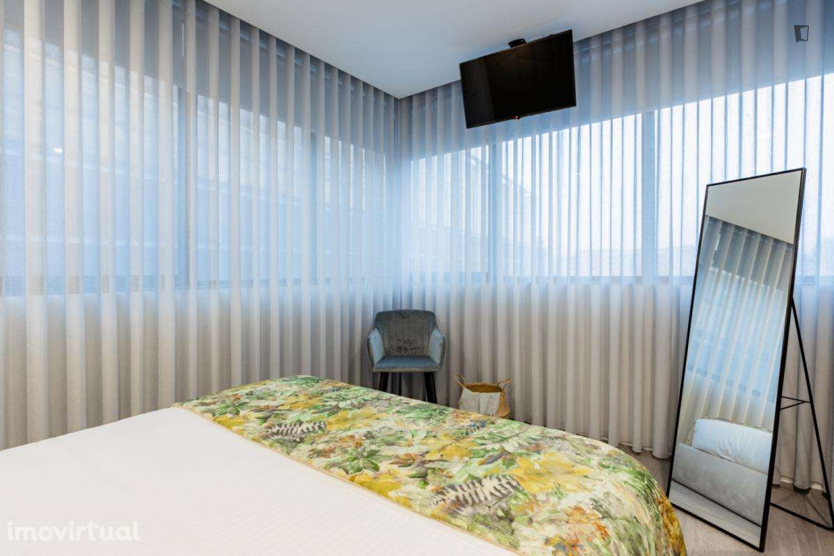 Apartamento com 1 quartos - localizado em Ramalde Porto - Grande imagem: 4/27